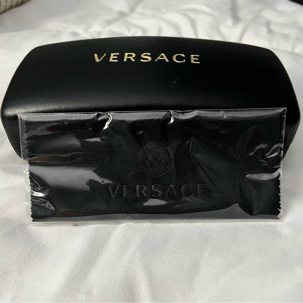 Versace VE2140 Sunglasses / Y2K Style (NWOT) - Picture 7 of 7